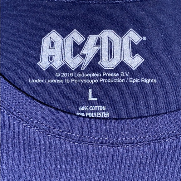 NEW Graphic AC/DC band shirt - Picture 5 of 6